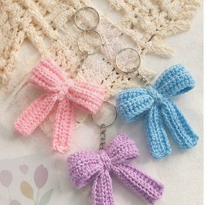 Artique Bow Charm Keychain