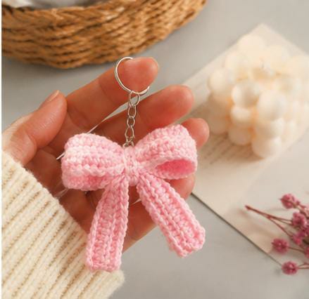 Artique Bow Charm Keychain