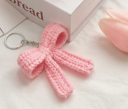 Artique Bow Charm Keychain